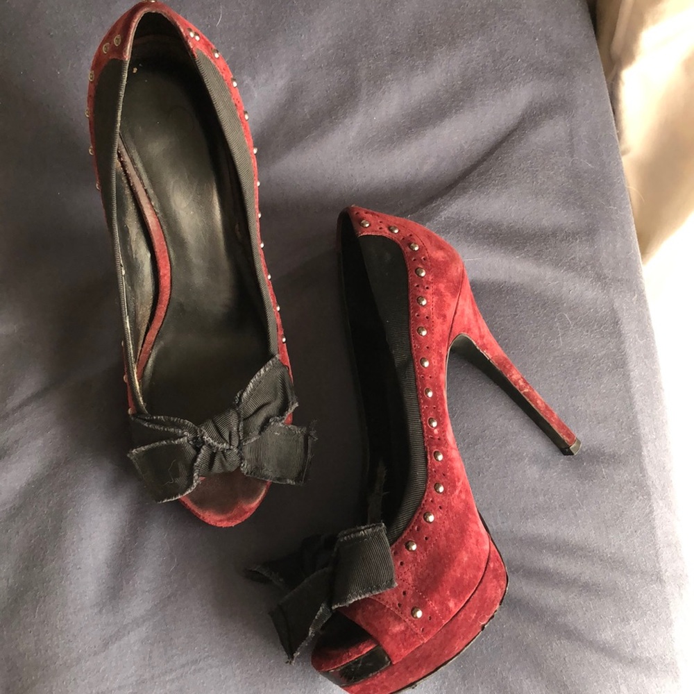 Jessica Simpson Maroon Heels